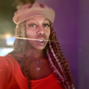 Meet your Posher, Zee